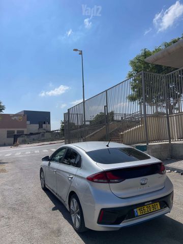מודעת רכב יונדאי איוניק