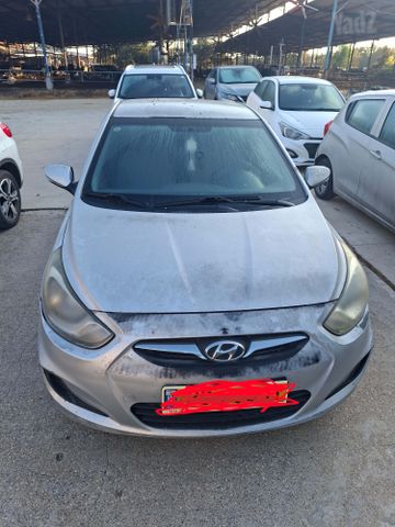 מודעת רכב יונדאי אקסנט i25