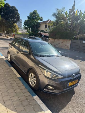 מודעת רכב יונדאי i20