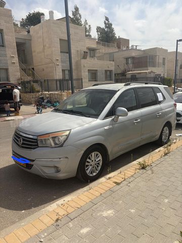 מודעת רכב סאנגיונג רודיוס