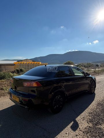 מודעת רכב מיצובישי לנסר