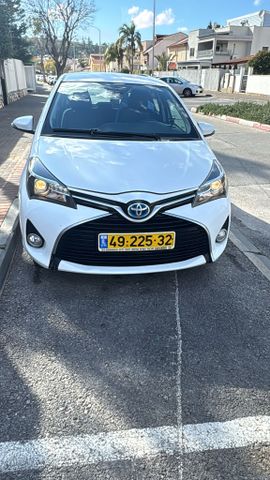 מודעת רכב טויוטה יאריס