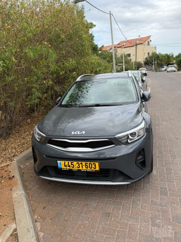 מודעת רכב קיה סטוניק