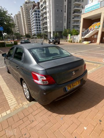 מודעת רכב פיג'ו 301