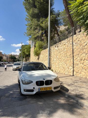 מודעת רכב ב מ וו סדרה 1