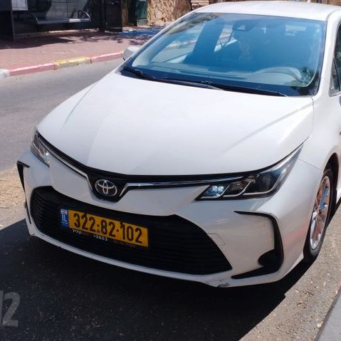 מודעת רכב טויוטה קורולה