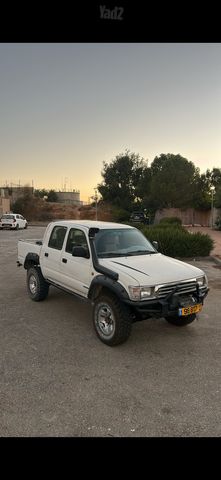 מודעת רכב טויוטה היילקס