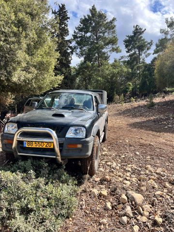 מודעת רכב מיצובישי טרייטון / L200