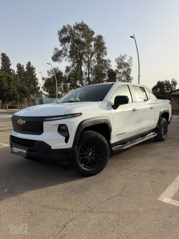 מודעת רכב שברולט סילברדו EV