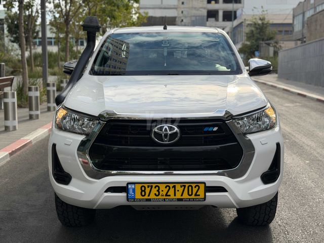 מודעת רכב טויוטה היילקס
