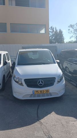מודעת רכב מרצדס-בנץ ויטו