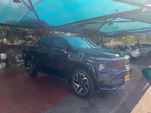 מודעת רכב שברולט סילברדו EV