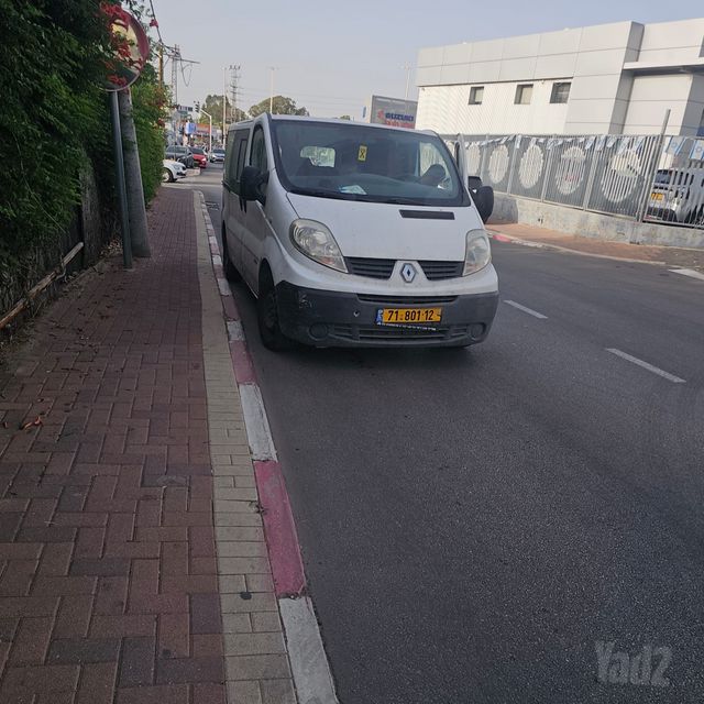 מודעת רכב רנו טראפיק