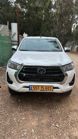 מודעת רכב טויוטה היילקס