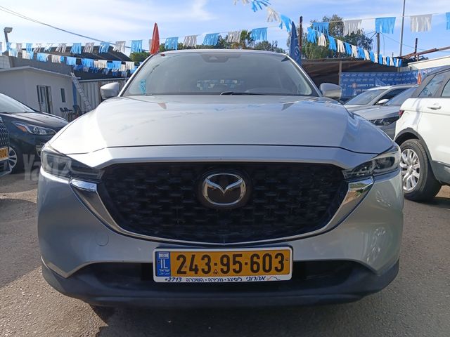 מודעת רכב מאזדה CX-5