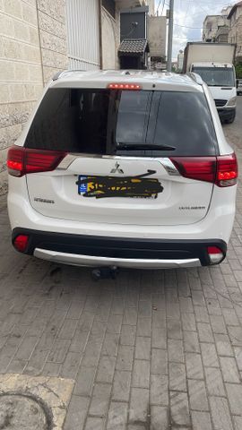 מודעת רכב מיצובישי אאוטלנדר