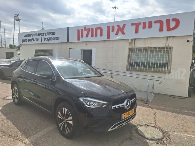 מודעת רכב מרצדס-בנץ GLA