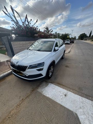 מודעת רכב סקודה קארוק