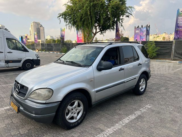 ML ML 320 אוט׳ 5 מק 3.2 (218 כ״ס)
