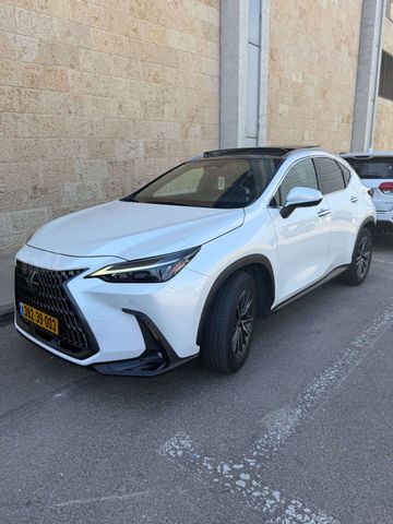 מודעת רכב לקסוס NX