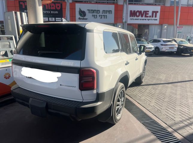 מודעת רכב טויוטה לנד קרוזר