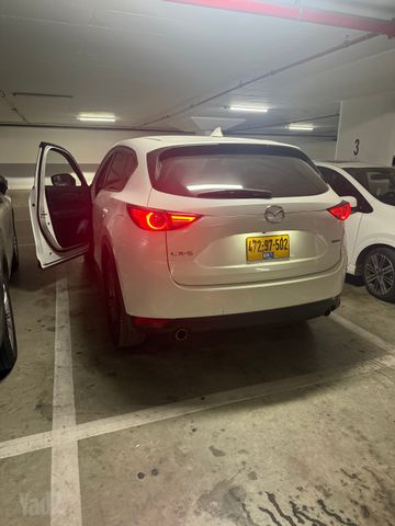 מודעת רכב מאזדה CX-5