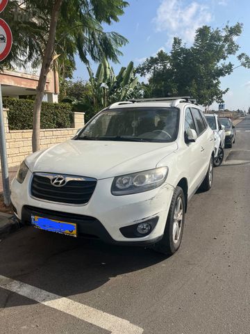 מודעת רכב יונדאי סנטה פה