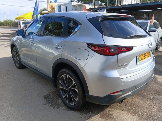 מודעת רכב מאזדה CX-5 2