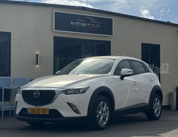 מודעת רכב מאזדה CX-3