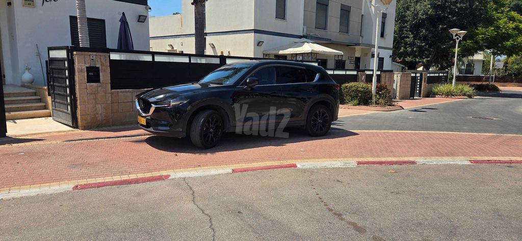 מודעת רכב מאזדה CX-5