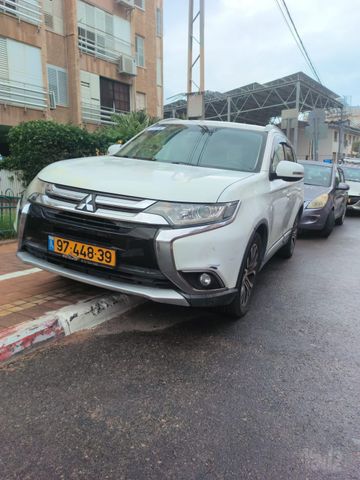 מודעת רכב מיצובישי אאוטלנדר