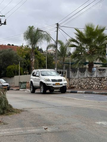 מודעת רכב טויוטה לנד קרוזר