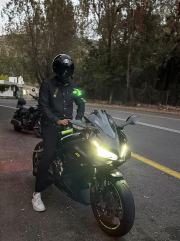 מודעת רכב הונדה CBR650R