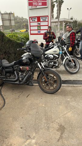 מודעת רכב הרלי דיווידסון לואו ריידר 110S