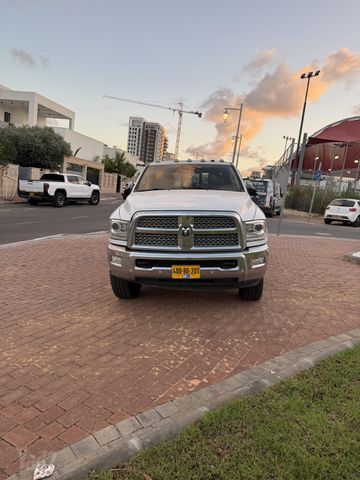 מודעת רכב דודג'