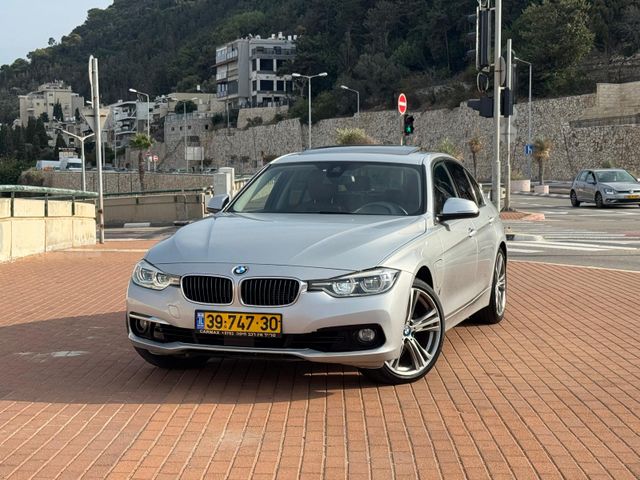 מודעת רכב ב מ וו סדרה 3