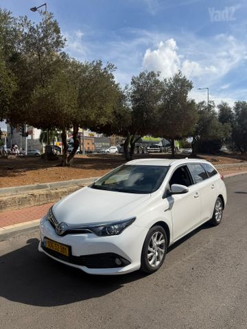 מודעת רכב טויוטה אוריס