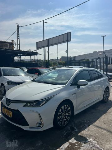 מודעת רכב טויוטה קורולה 2