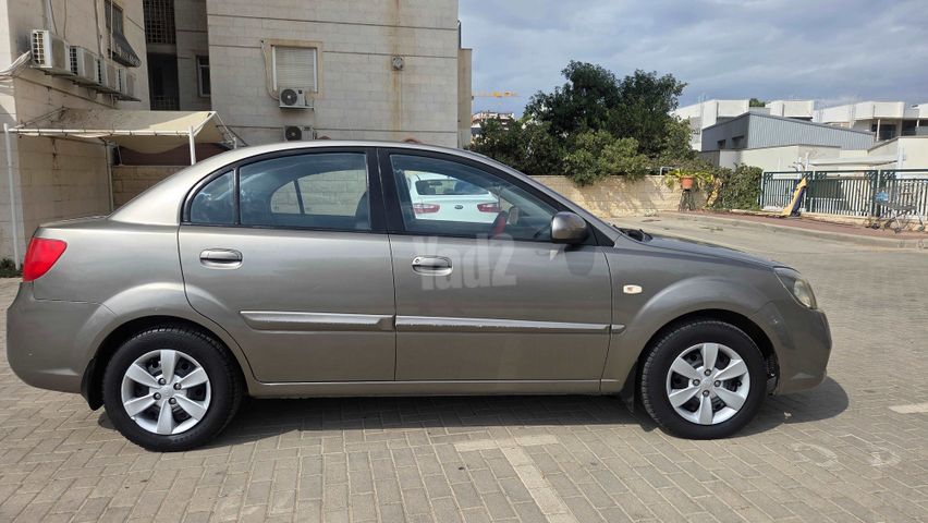 מודעת רכב קיה ריו