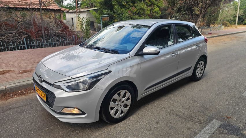 מודעת רכב יונדאי i20