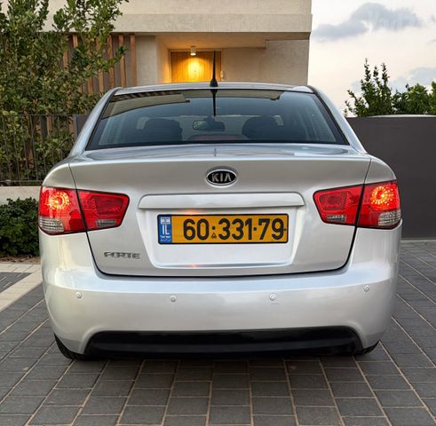 מודעת רכב קיה פורטה 2