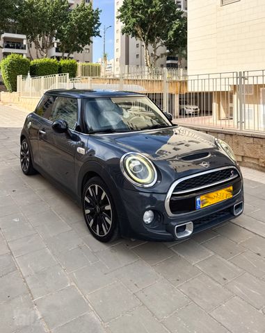 מודעת רכב מיני קופר