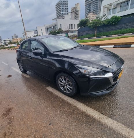 מודעת רכב מאזדה 2 2