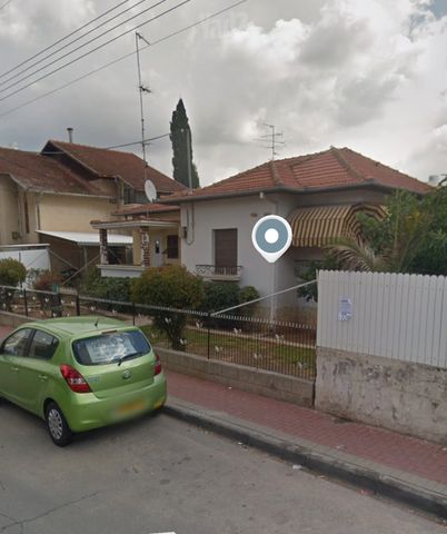 אברבנאל 18
