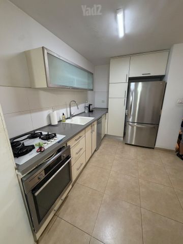 דרך לוי אשכול 35