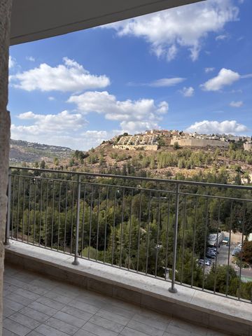 דירה להשכרה בירושלים — 2