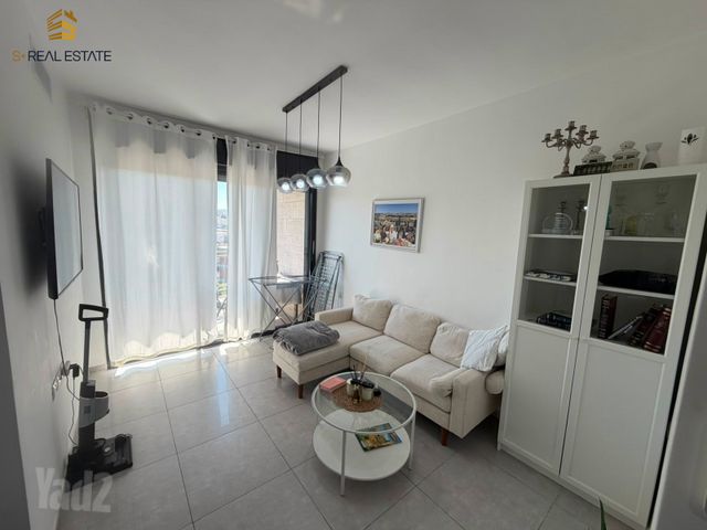 דירה למכירה בירושלים (תיווך) — 2