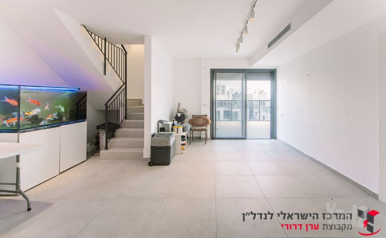 יוסף אהרונוביץ' 