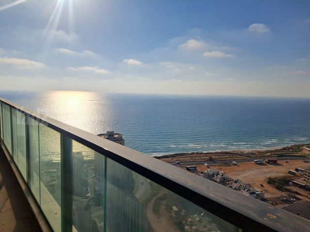 הרב הרצוג 