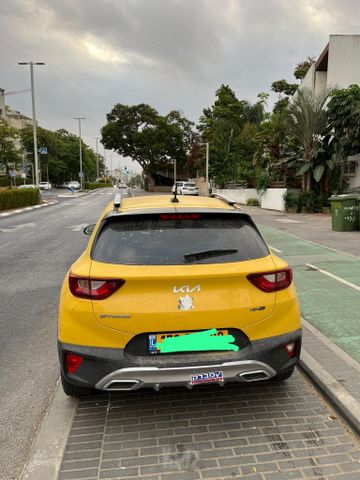 מודעת רכב קיה סטוניק